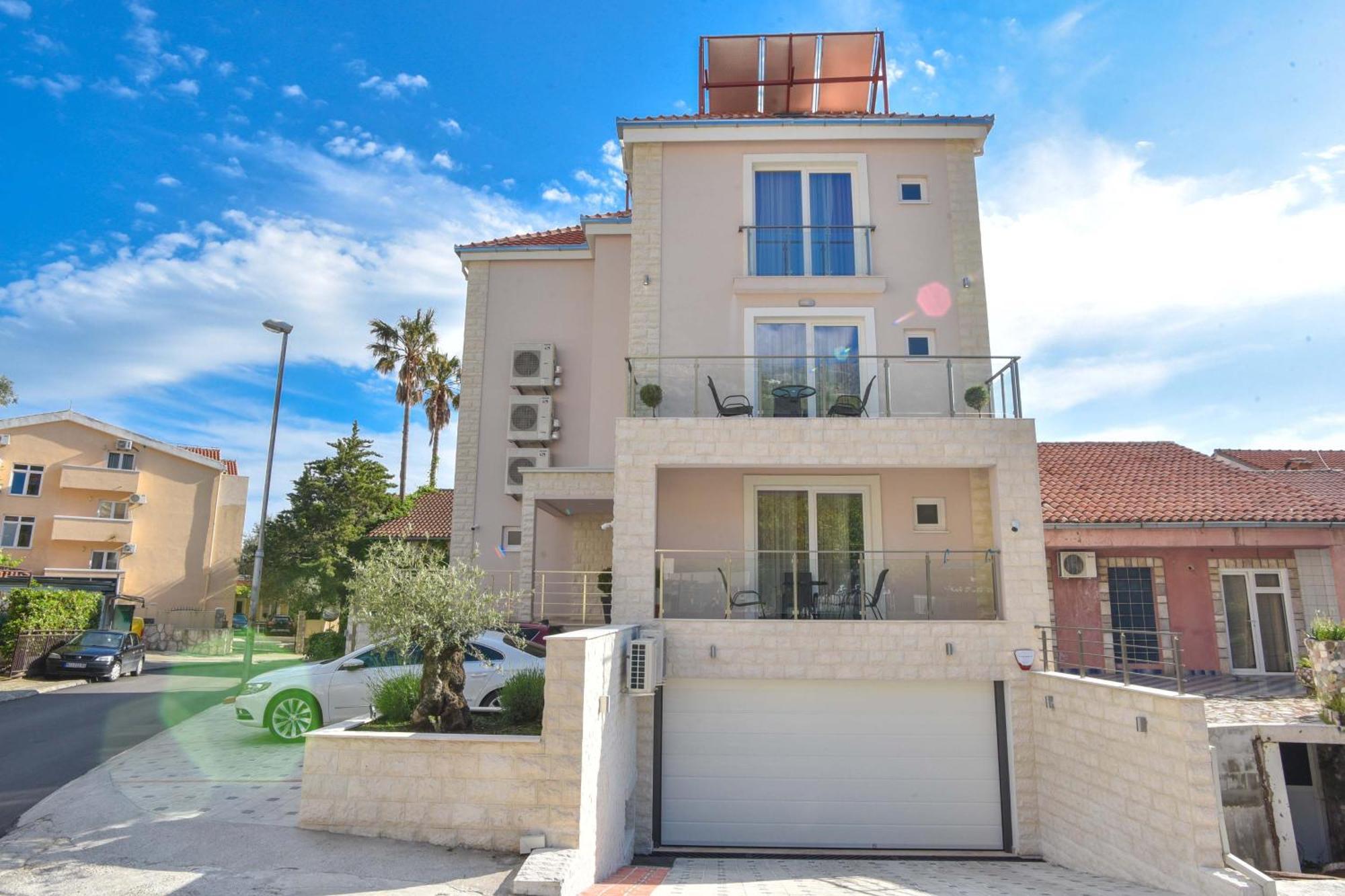 Apartment L Palace 布德瓦 外观 照片