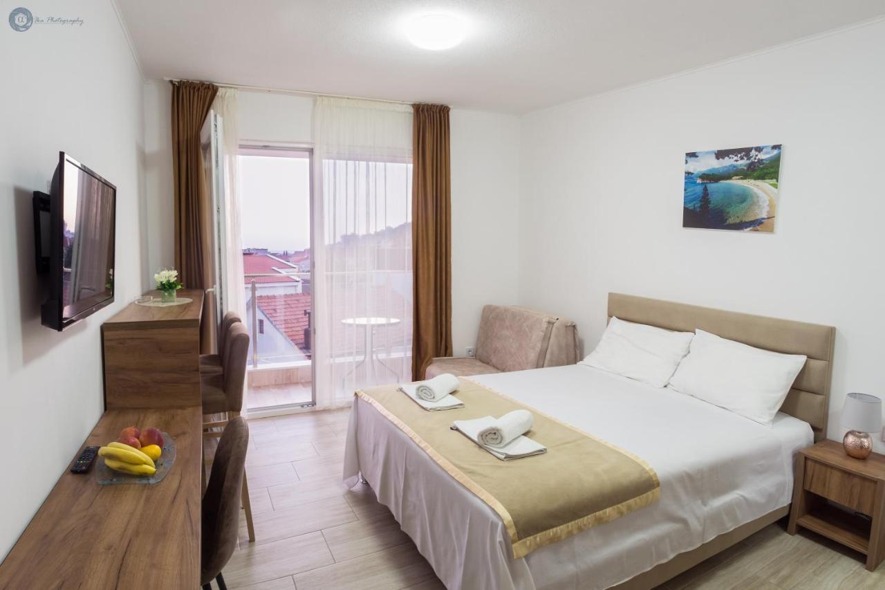 Apartment L Palace 布德瓦 外观 照片